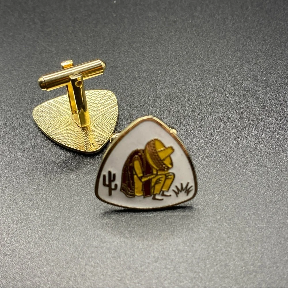 Cuff Links Mexican Siesta Man With Sombrero Enameled Gold Tone